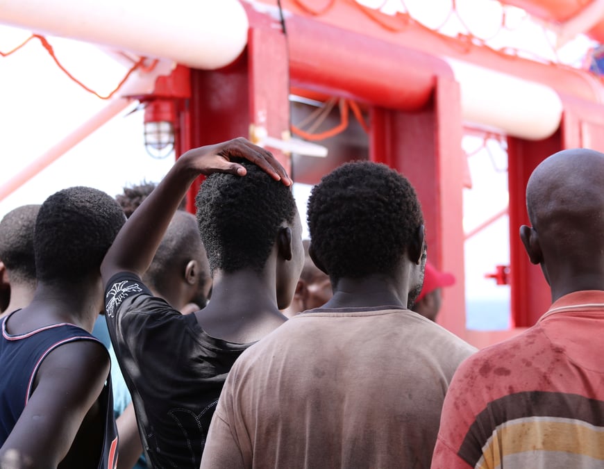 Migrants: les 356 passagers de l'ocean viking vont debarquer a malte en vertu d'un accord europeen