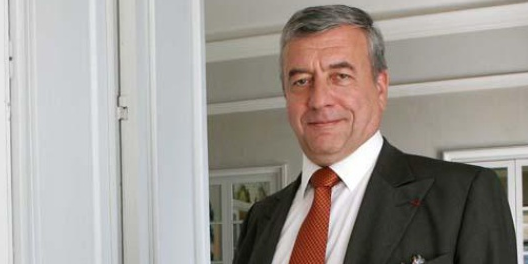 André Yché