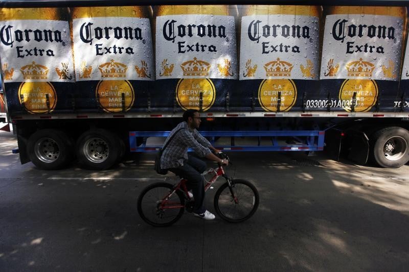 AB Inbev confiant pour 2014 après un solide 4e trimestre