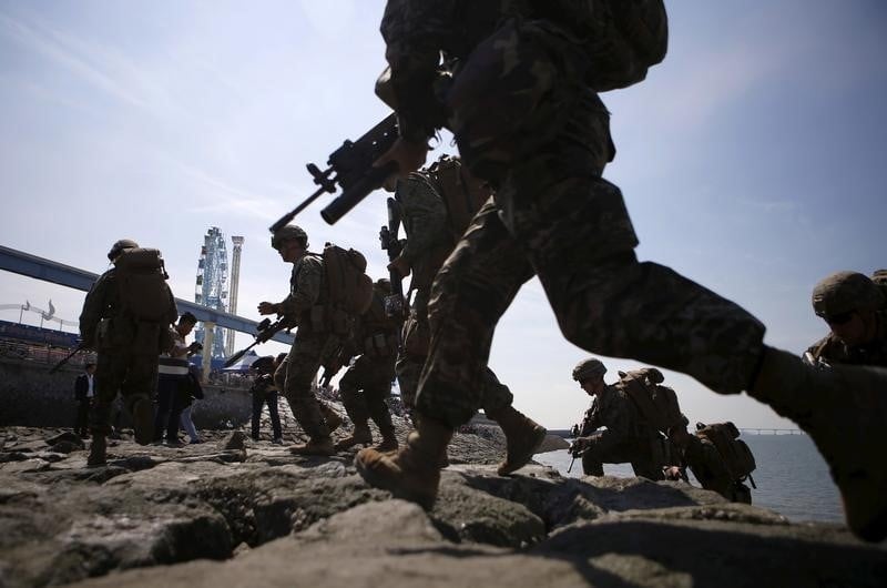 Discussions entre seoul et washington sur un deploiement d'armes strategiques