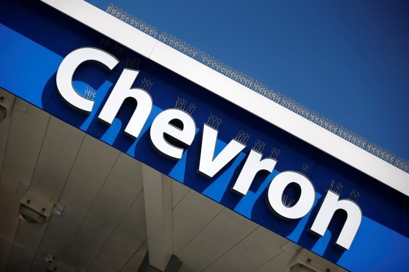 Le benefice de chevron bondit de 52%