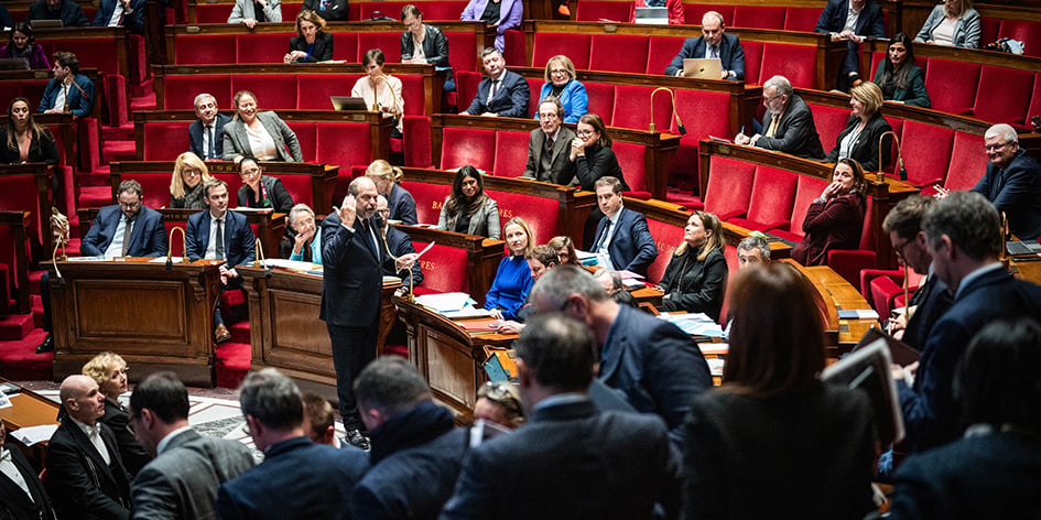 Le 28 novembre, à l’Assemblée nationale, lors des questions au gouvernement. Éric Dupond-Moretti interpelle les députés RN qui quittent l’hémicycle.