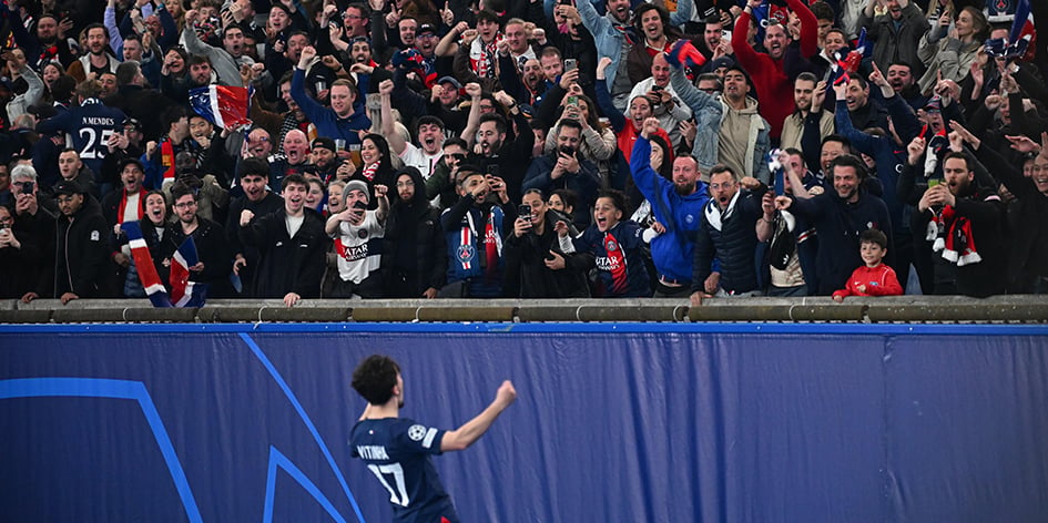 Vitinha célébrant son but lors de PSG- Barcelone au Parc des Princes, le 10 avril.