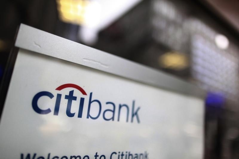 Citigroup voit son benefice reculer en raison de charges