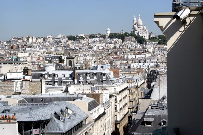Les enqueteurs etudient la piste d'un attentat avorte dans le xviiie arrondissement
