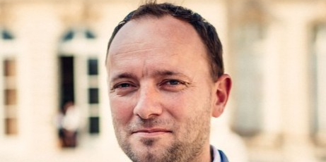 « Pour l'Europe, qui a beaucoup œuvré pour le citoyen consommateur, « la gueule de bois stratégique » est totale ; d'autant que l'agression russe démontre nos limites à soutenir durablement un effort militaire » (Thomas Gassilloud, président de la Commission de la défense nationale et des forces armées de l'Assemblée nationale)