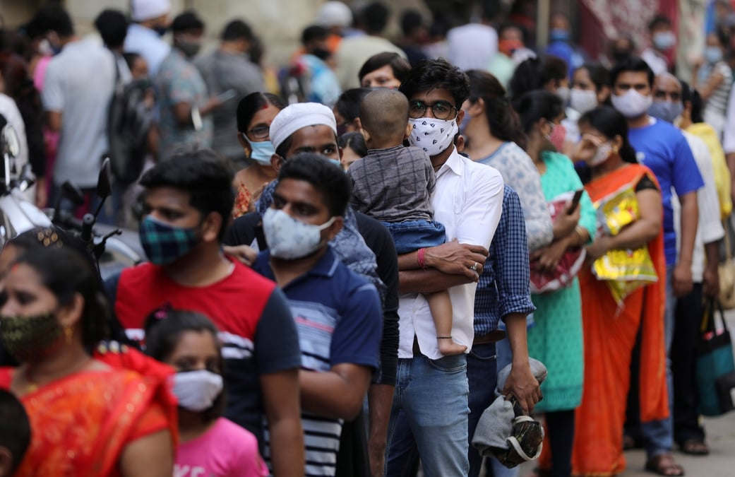 Coronavirus: plus de 100.000 nouveaux cas quotidiens en inde, une premiere
