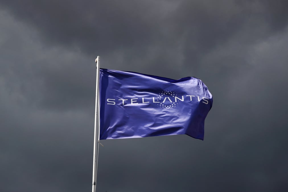 Stellantis va resilier ses contrats avec ses concessionnaires europeens pour juin 2023