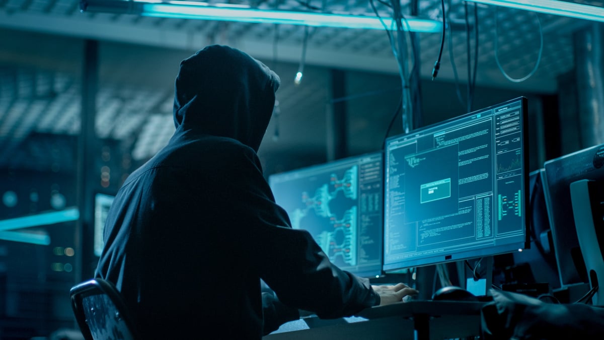 Si les opérations contre la cybercriminalité nécessitent le plus souvent un coup de chance pour réussir, les enquêteurs du Centre de lutte contre la criminalité numérique (C3N) de la Gendarmerie nationale ont cette fois bénéficié d'un véritable "alignement des planètes".