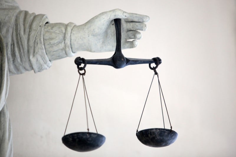 Qualification terroriste non retenue dans l'affaire de tarnac