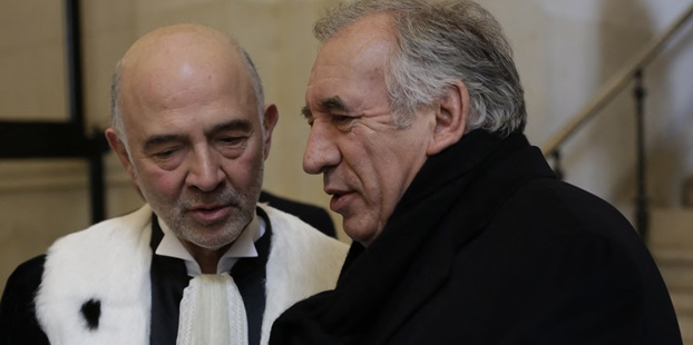 Pierre Moscovici et François Bayrou à la Cour des comptes ce jeudi 30 janvier.