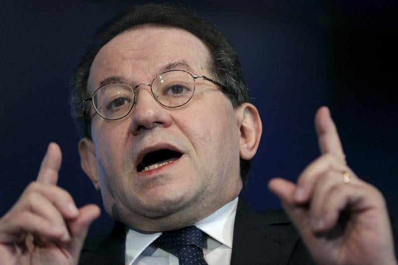 Constancio: l'inflation continue de perturber les banquiers centraux