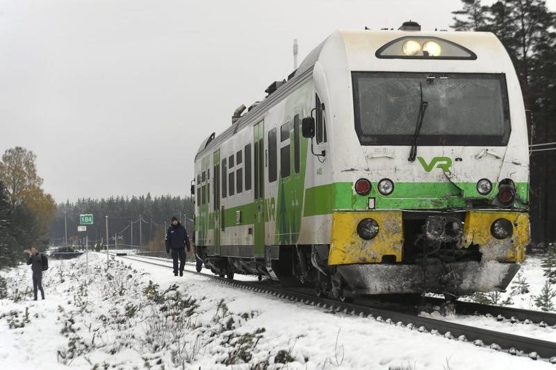 En finlande: collision train-vehicule, 4 morts, des blesses