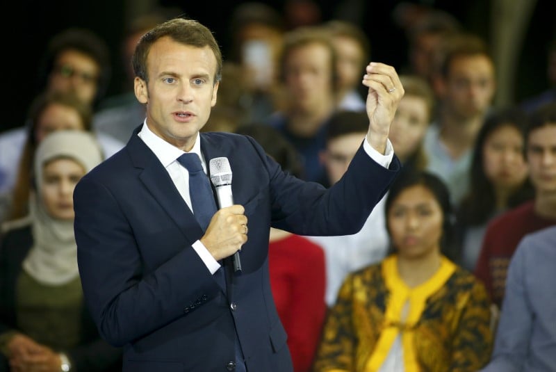 Macron patit de la decision de trump sur l'iran selon un sondage