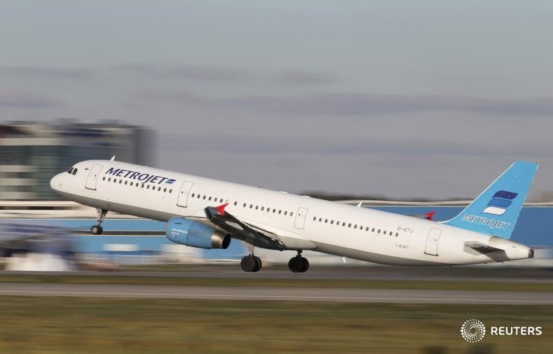  l'a321 de metrojet n'a pas ete heurte de l'exterieur
