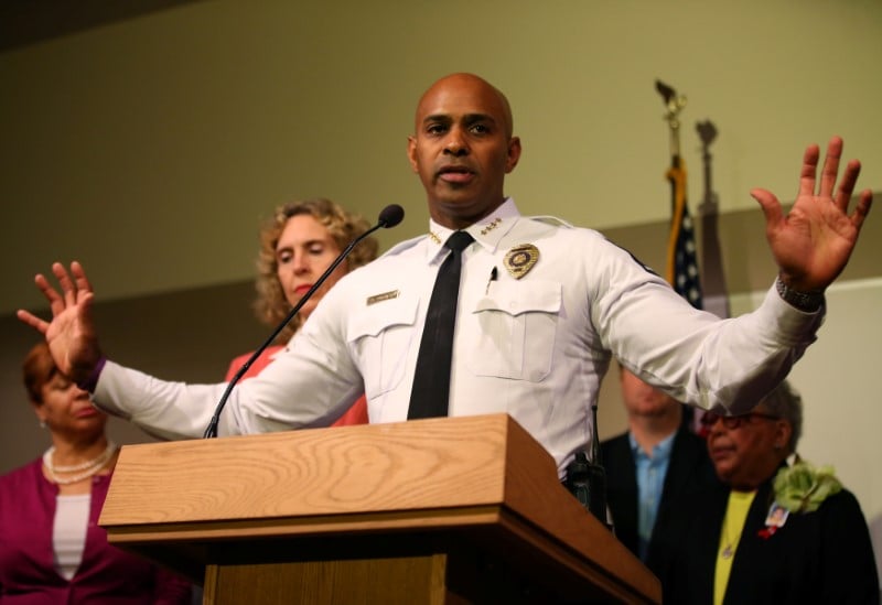 La version de la police contestee a charlotte