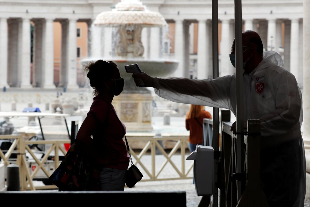 Reprise des messes publiques en italie et au vatican