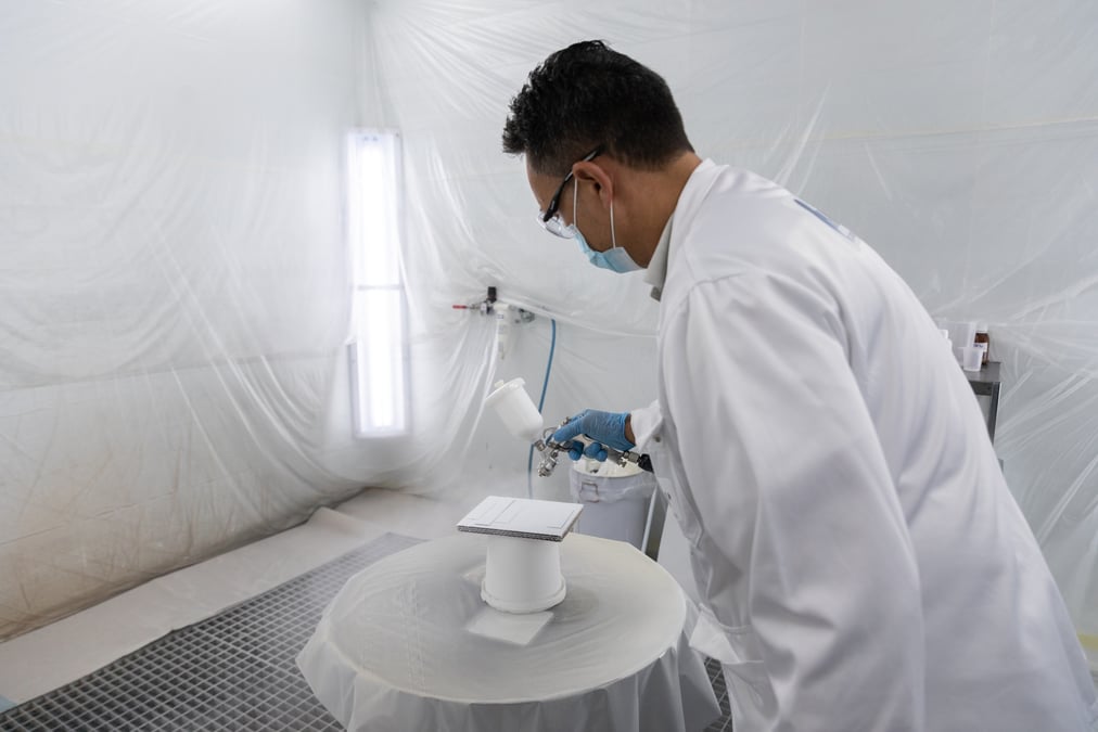 Fournisseur de revêtements pour les satellites d'Airbus et Thales Alenia Space ou encore les lanceurs d'ArianeGroup et Avio, l'Ariégeois Map Space Coatings prend aussi le virage du NewSpace.