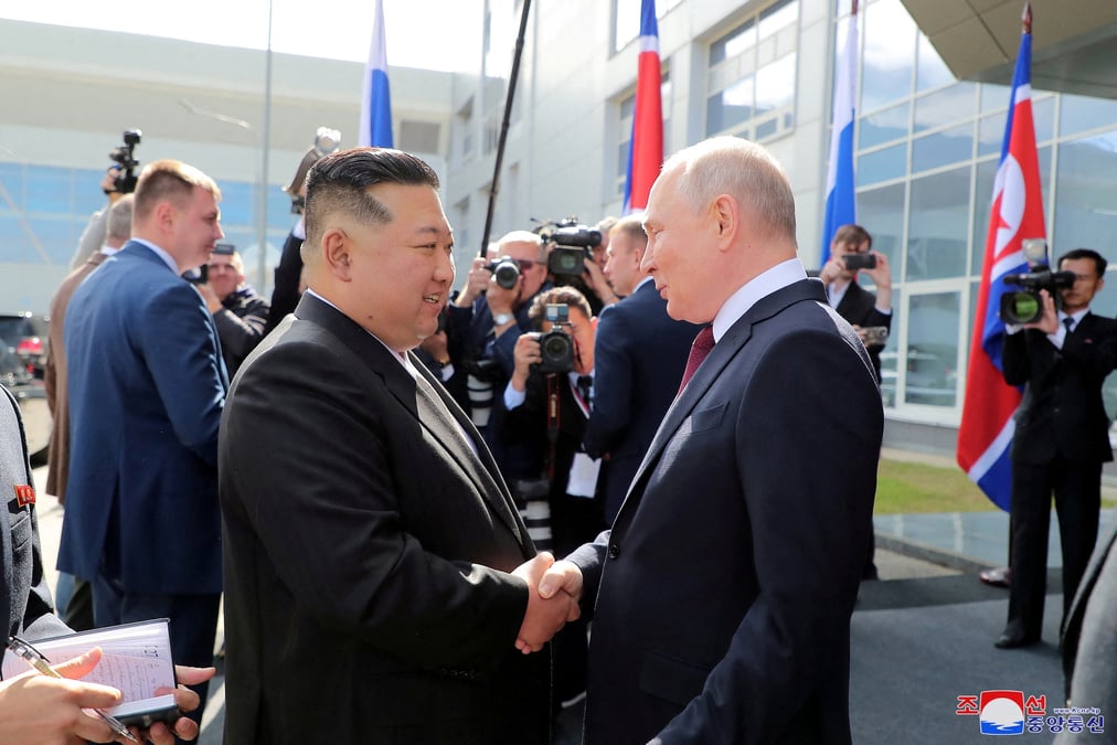 Kim jong-un et vladimir poutine lors de leur rencontre en russie