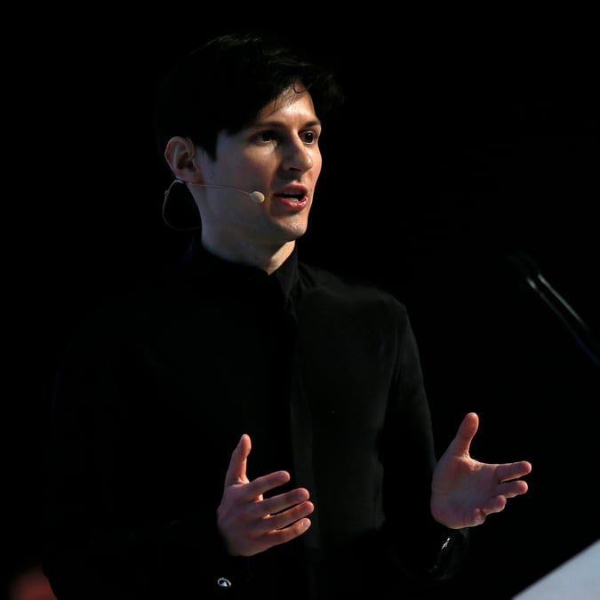 Le fondateur et pdg de telegram pavel durov prononce un discours lors du mobile world congress a barcelone