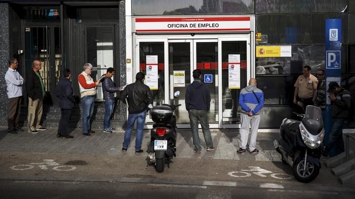 Cinquieme mois consecutif de baisse du chomage en espagne
