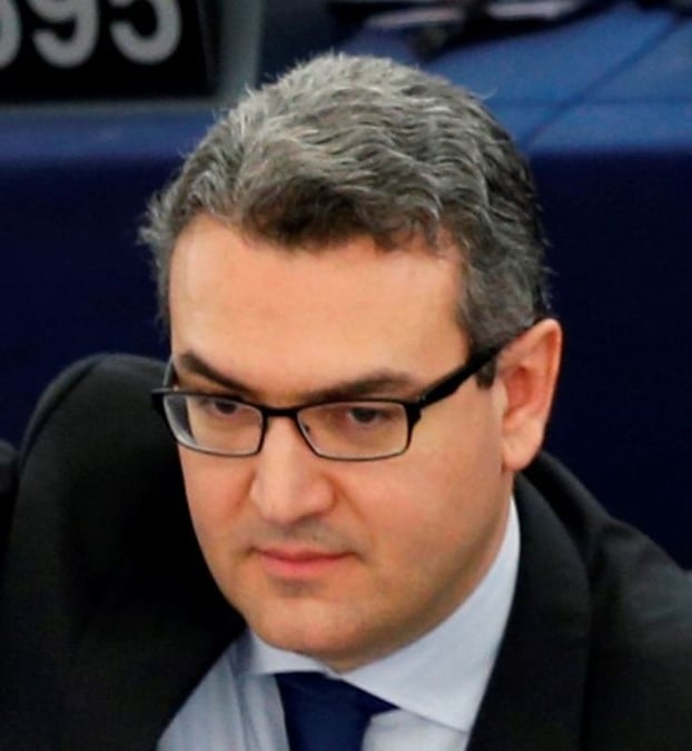 Mandat de la justice dominicaine contre aymeric chauprade dans l'affaire "air cocaine"