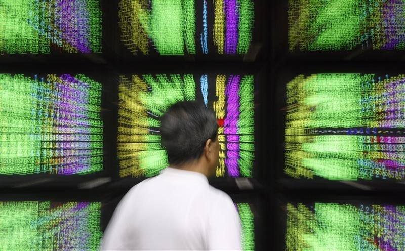 Le nikkei cloture en hausse