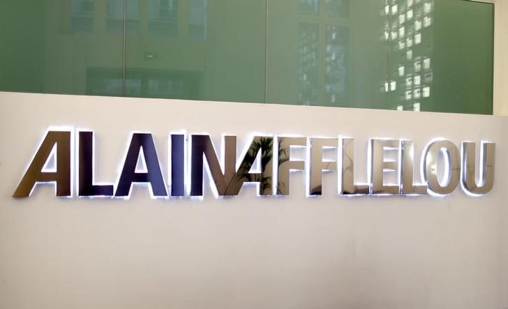 Le projet d'introduction en bourse d'afflelou suspendu sine die