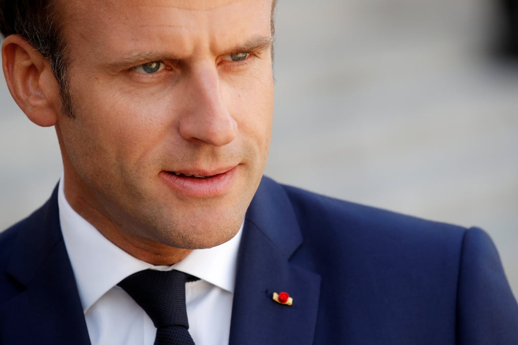 72 elus de droite souhaitent la "reussite" de macron