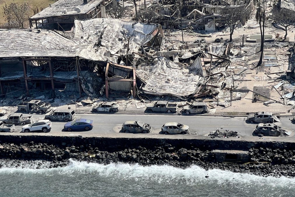 Des maisons detruites apres des incendies de foret a lahaina, maui, hawaii, etats-unis