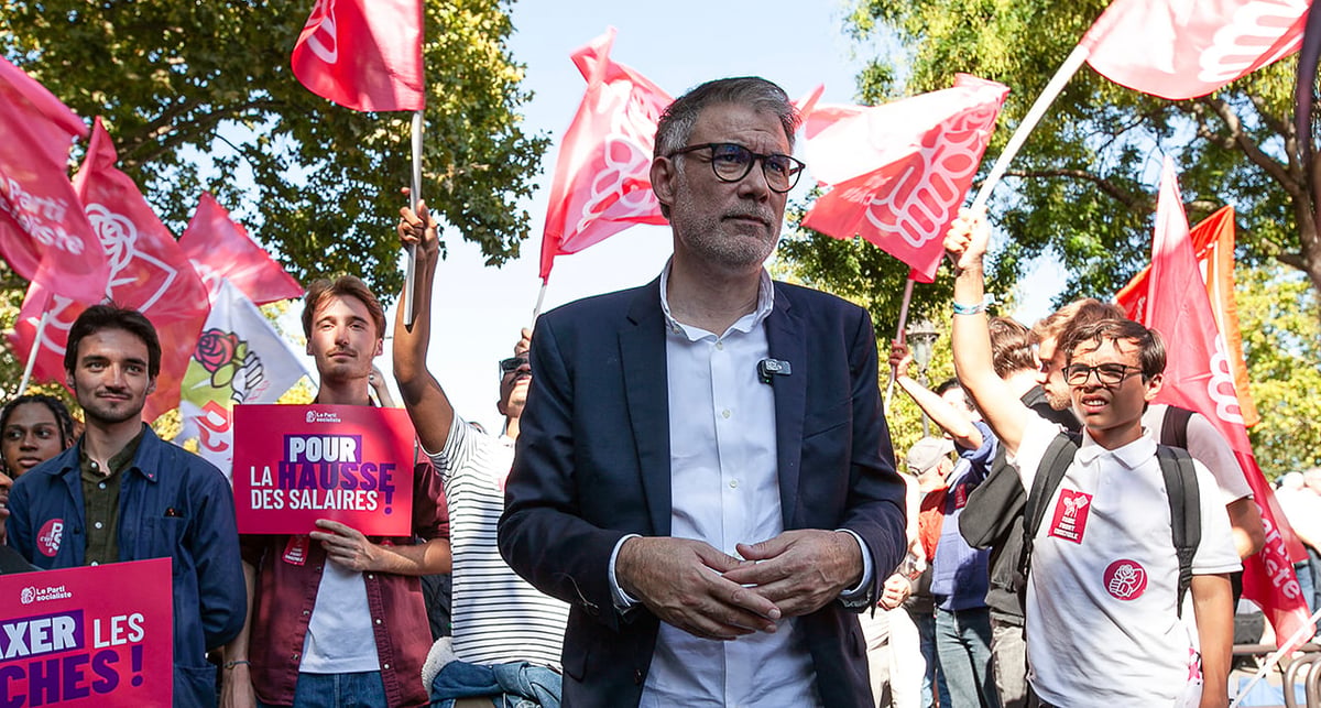 Olivier Faure se défend face aux accusations d'antisémitisme, faisant suite à la polémique concernant les drapeaux palestiniens sur les mairies.