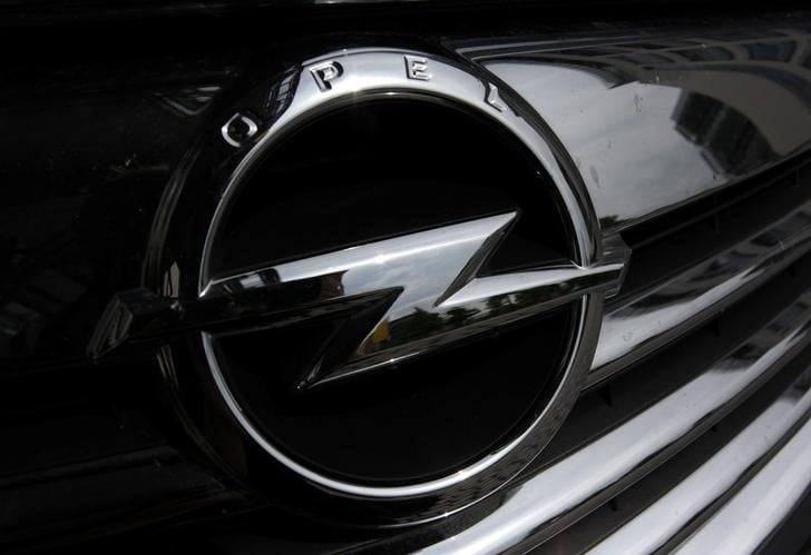Opel peut choisir l'electrique, si c'est rentable, declare tavares