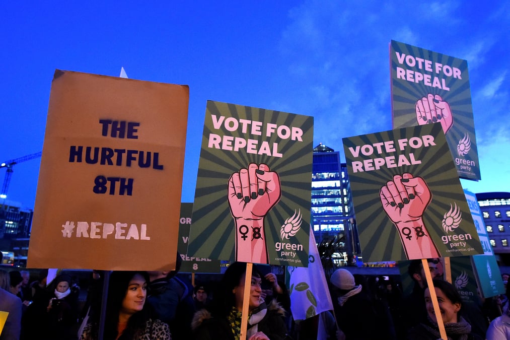 Manifestation a dublin contre l'assouplissement de la loi sur l'ivg