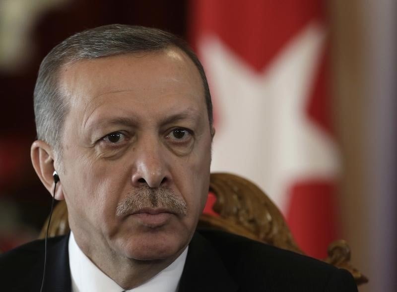 Le president turc juge impossible la poursuite des negociations avec le pkk
