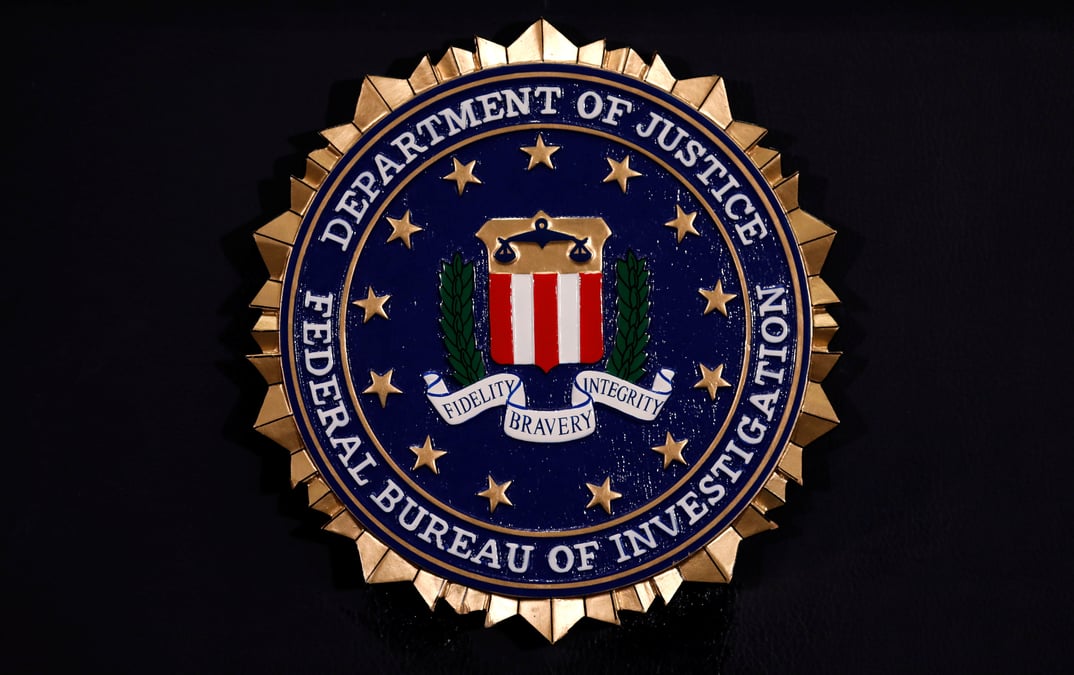 Courriels de clinton: trump se felicite d'avoir limoge l'ex-directeur du fbi