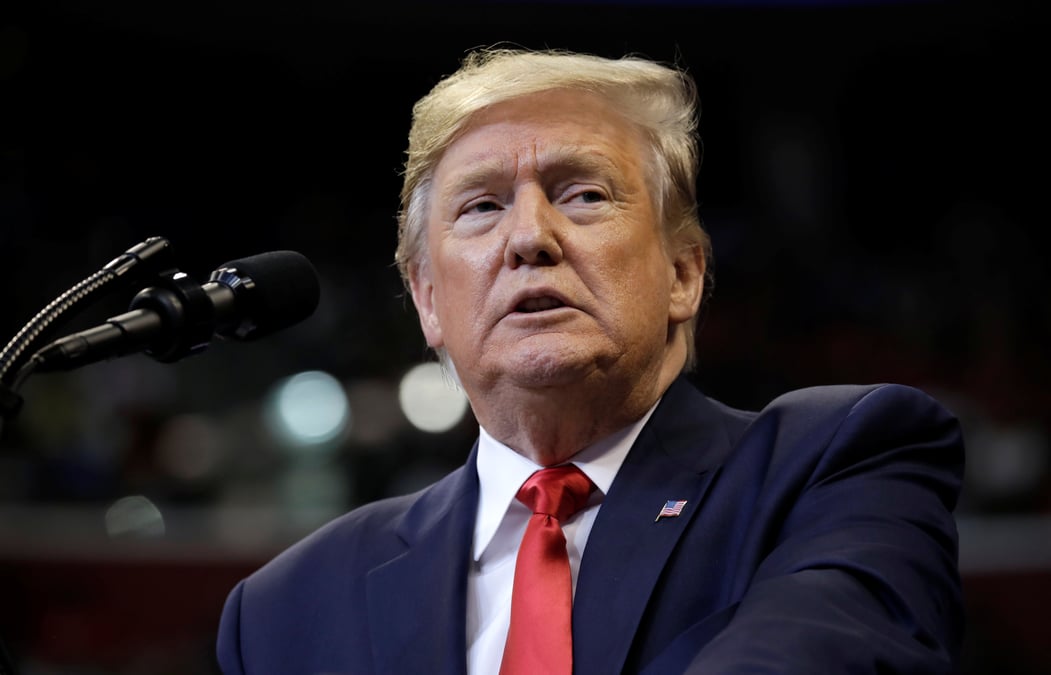 Trump promet de taxer a nouveau l'acier et l'aluminium bresiliens et argentins