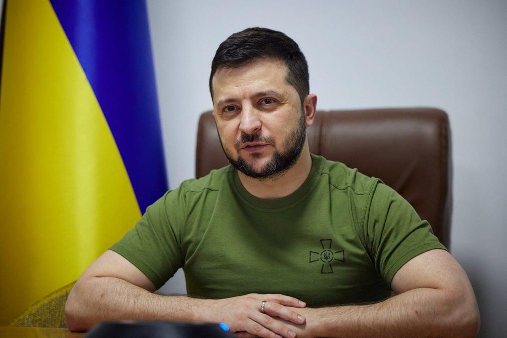 Ukraine: signaux positifs avec les pourparlers, mais resultats attendus, declare zelensky