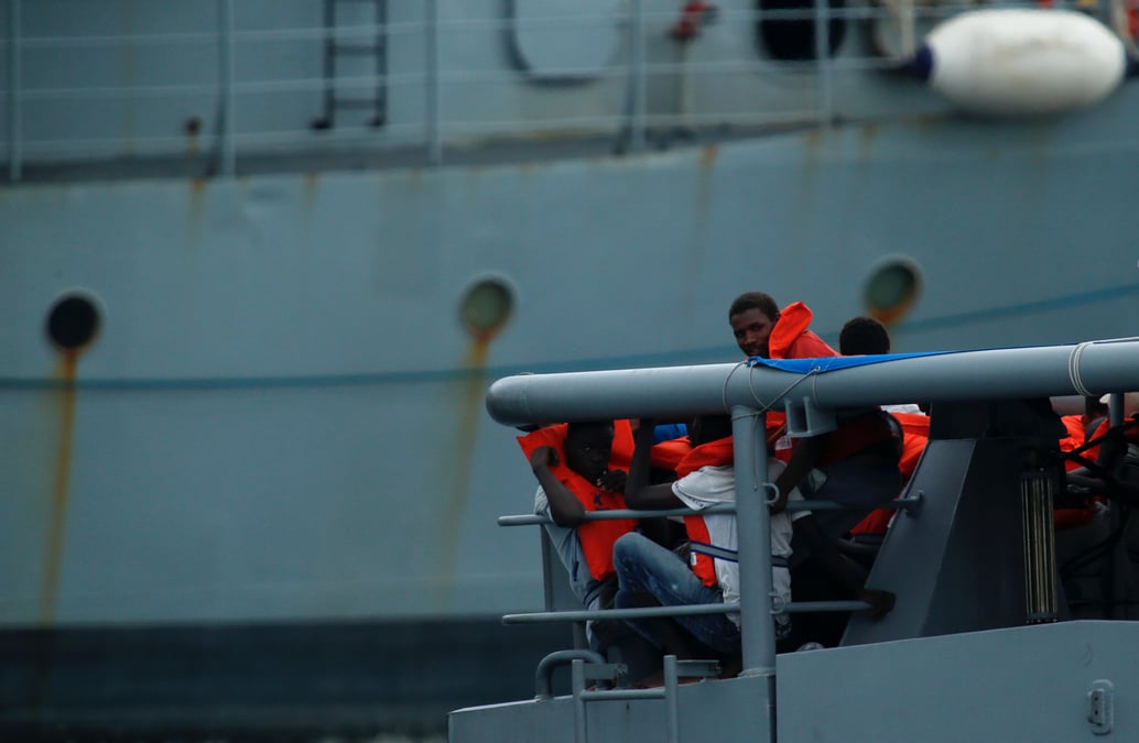 La france a accepte 250 refugies des navires humanitaires cet ete
