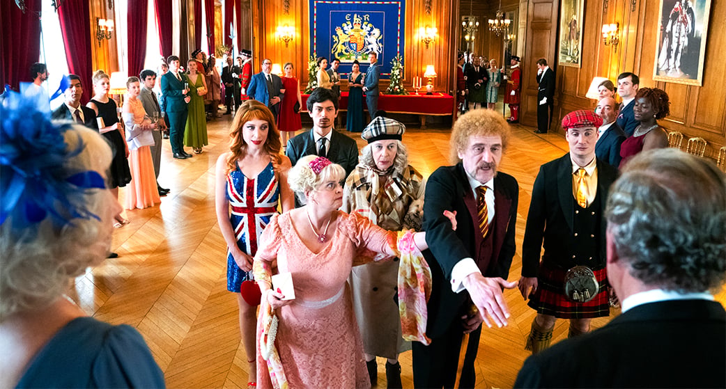 Les Tuche à Buckingham Palace. « Big time ! »