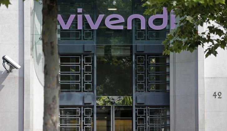Vivendi pret a defendre ses interets dans telecom italia