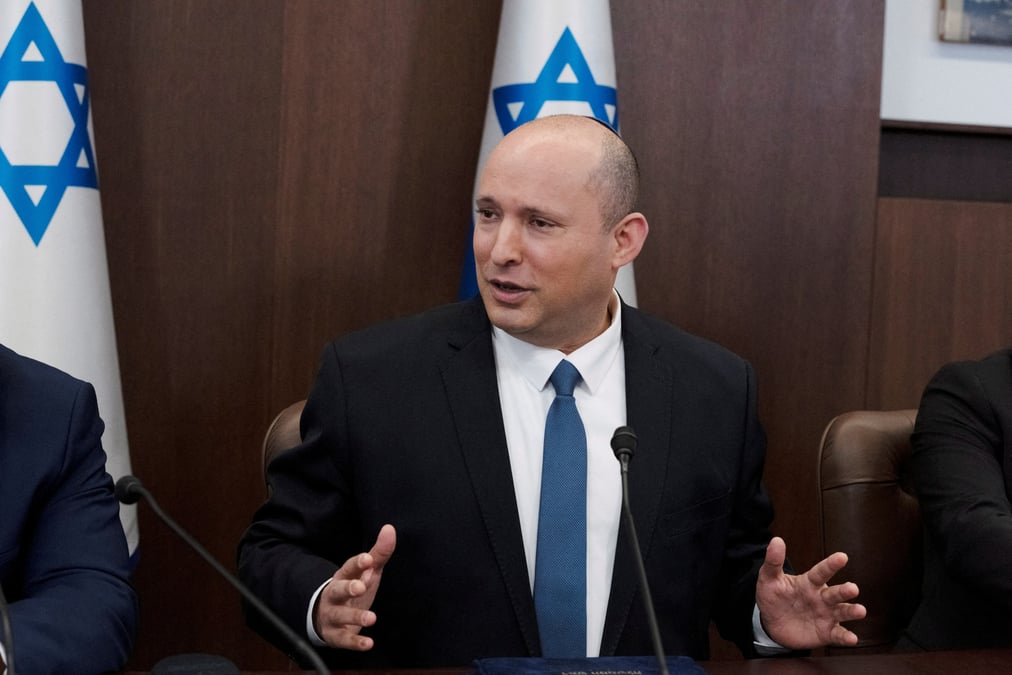 Le gouvernement israelien au bord du precipice apres la defection d'un depute