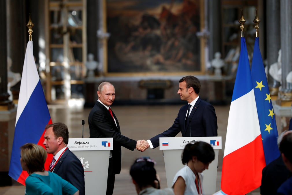 Macron et poutine d'accord pour un sommet sur l'ukraine