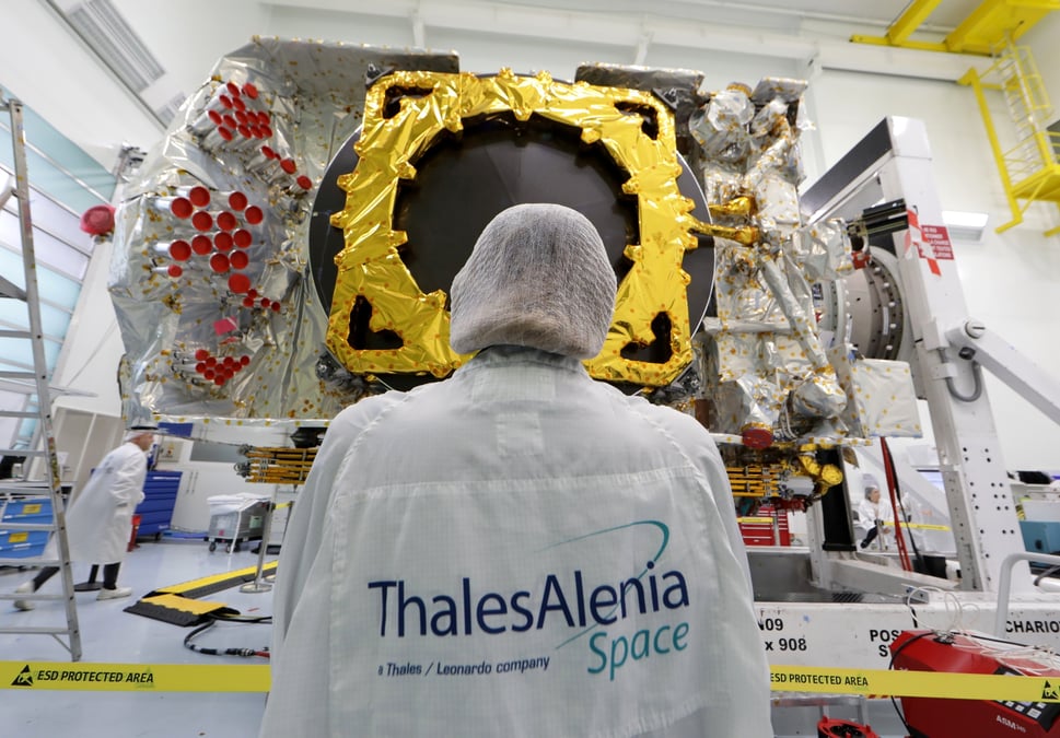 Thales alenia space signe un contrat de 772 millions d'euros avec l'ue