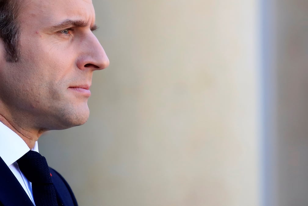 Ford: macron promet un dispositif de suivi pour les salaries