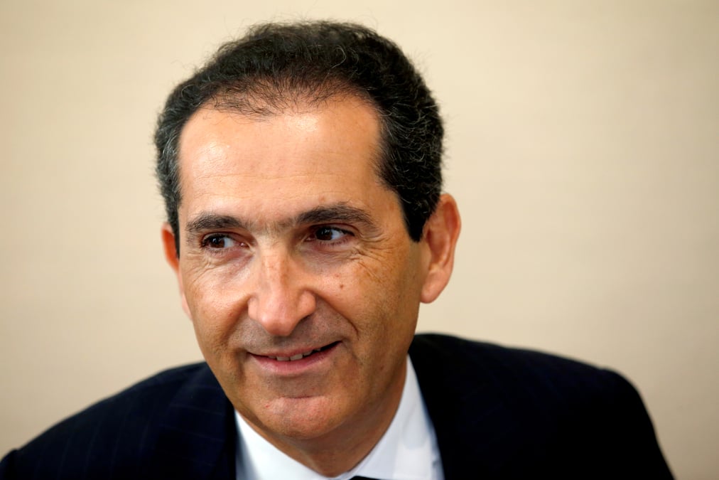 Patrick drahi rachete sotheby's pour 3,7 milliards de dollars