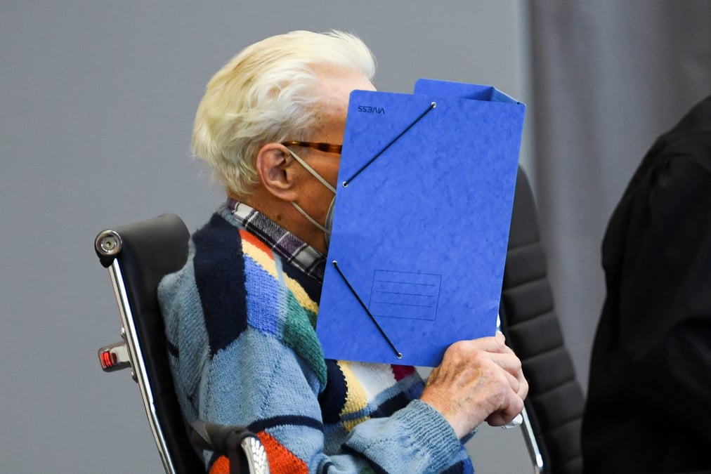 Un ancien nazi, aujourd'hui centenaire, juge pour la mort de 3.518 deportes
