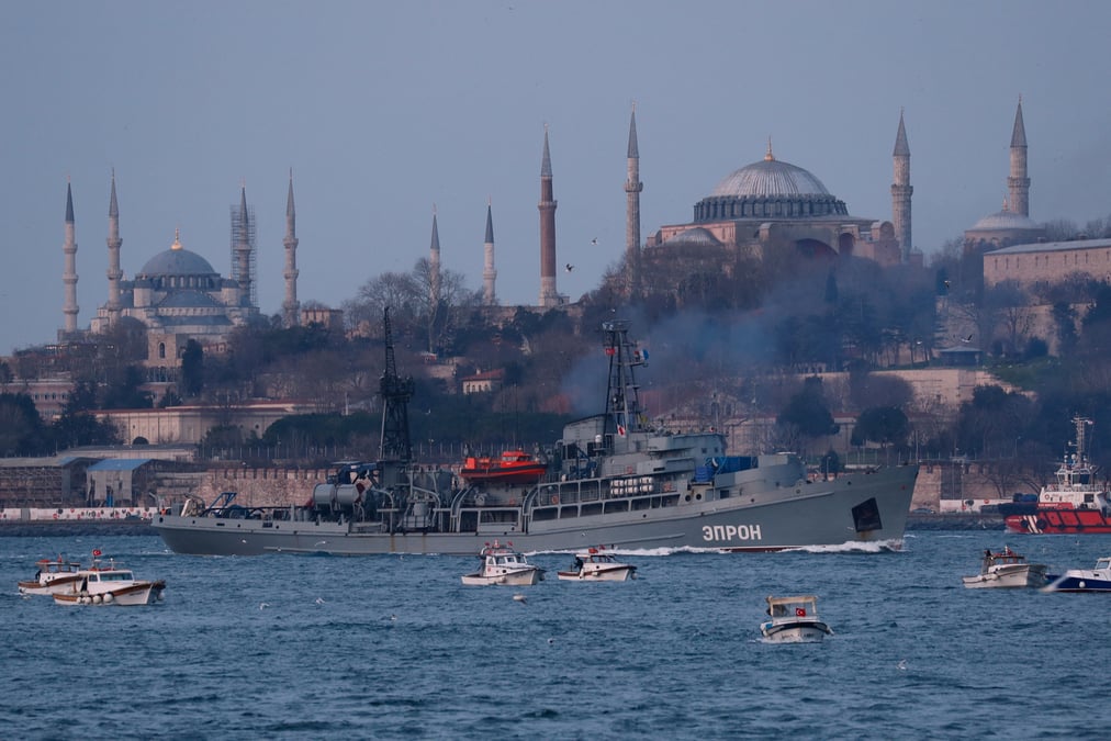 L'ambassadeur ukrainien demande a la turquie de fermer l'acces russe a la mer noire