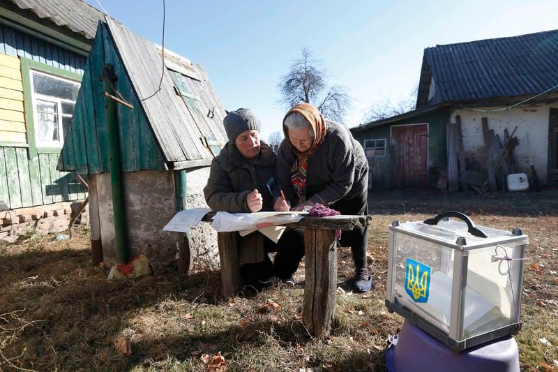 Large victoire des partis pro-occidentaux en Ukraine