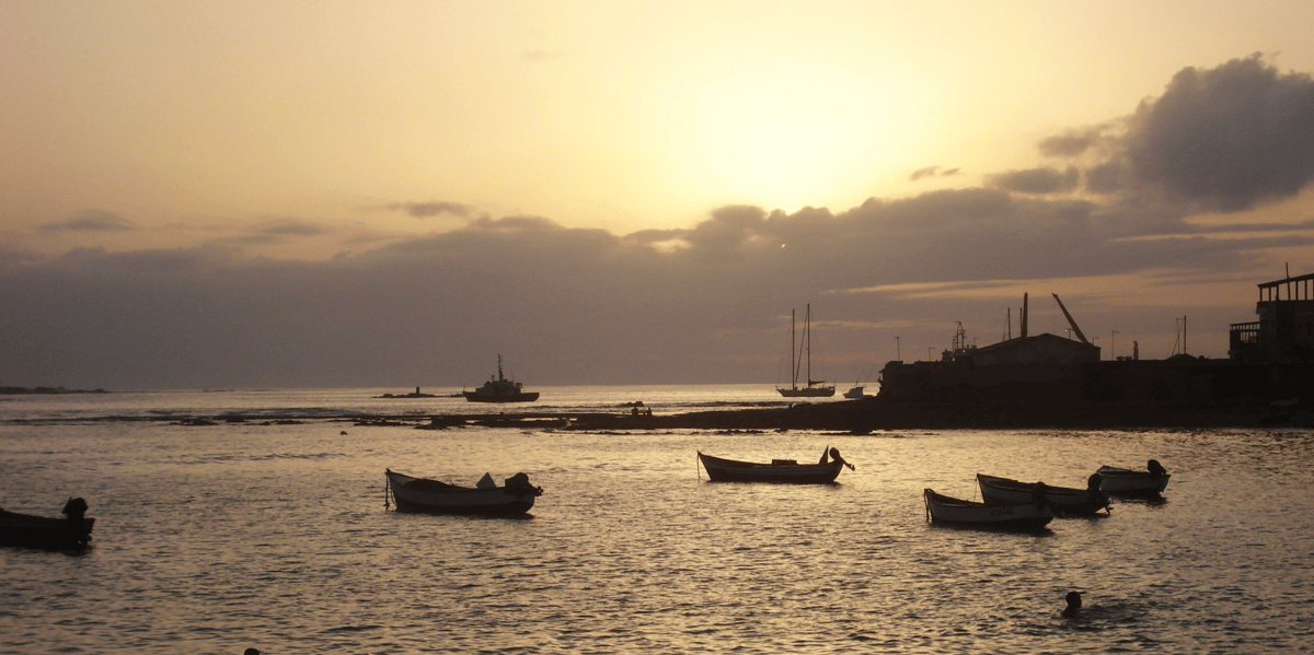 Cap-Vert Cap vert cabo verde cape port mer océan barques pêche navires