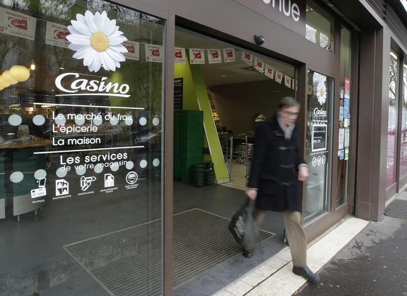 Casino reorganise cnova apres 18 mois d'echec